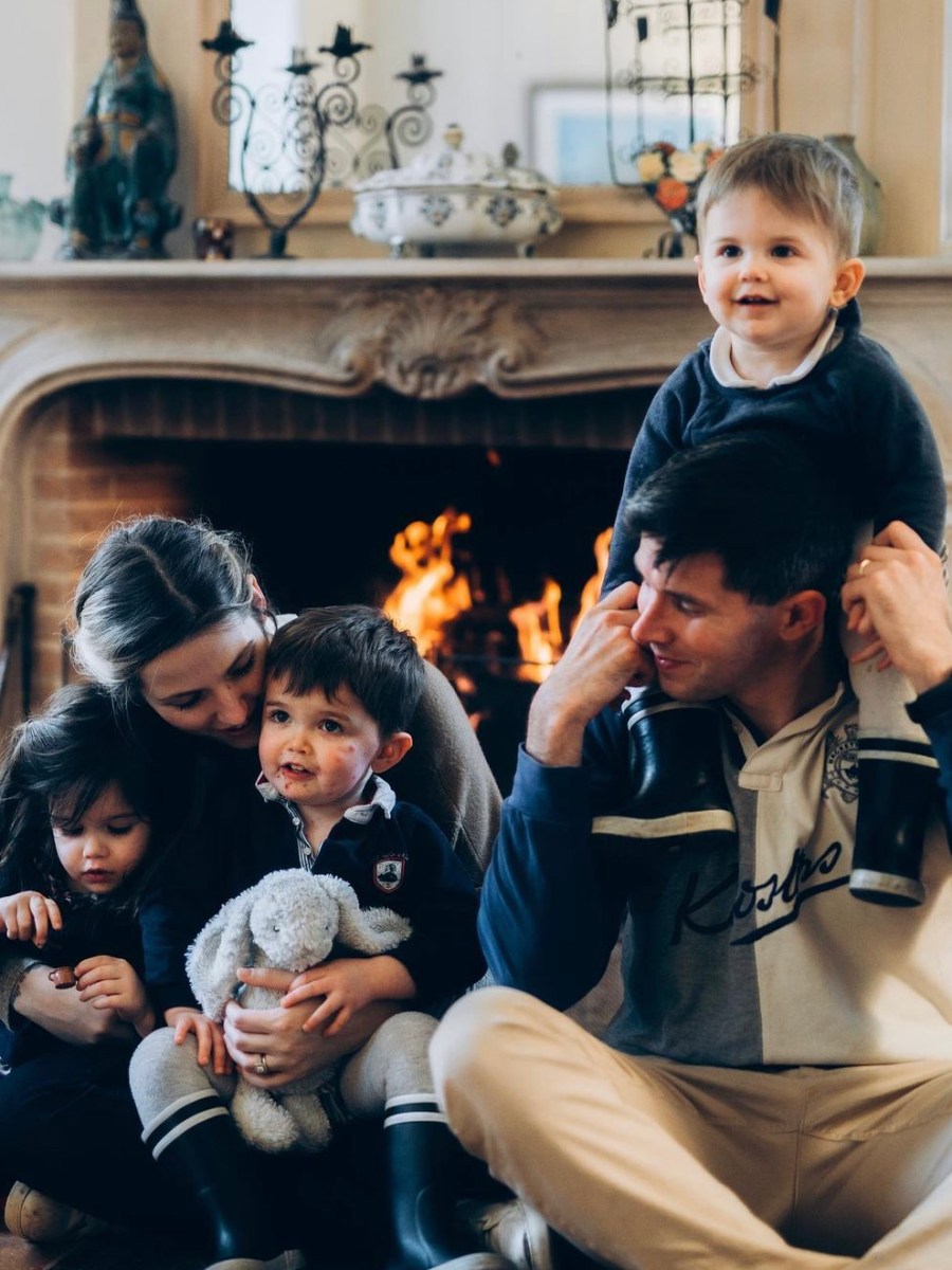 «C&rsquo;est notre schéma» : Céline, maman de 4 bébés… en 4&nbsp;ans