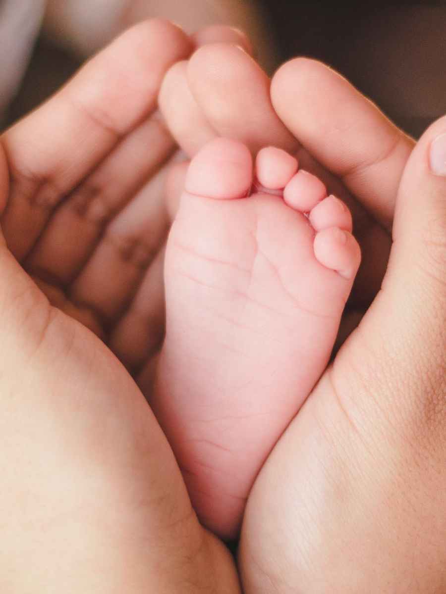 La réflexologie plantaire pédiatrique pour soulager les petits maux du&nbsp;quotidien