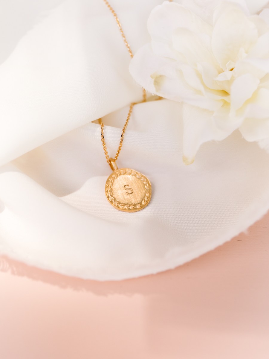 Bolas, bijoux personnalisés : Atelier Aismée, de tendres talismans à porter au&nbsp;quotidien